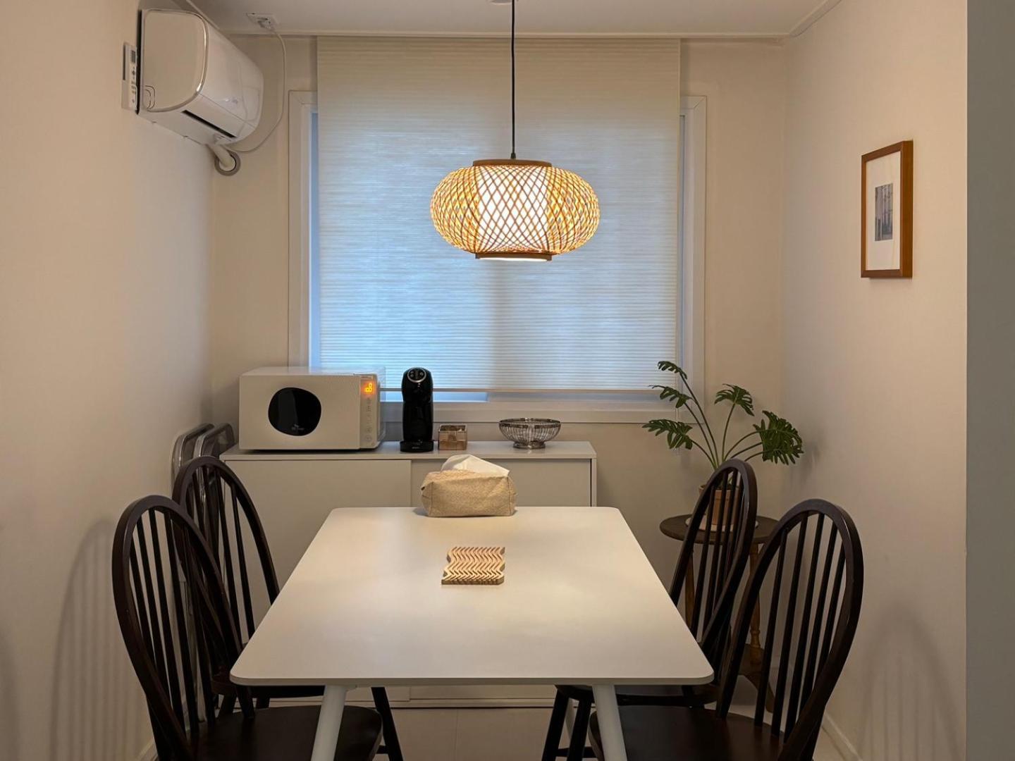 Apartment Chillin In Mangwon Seoul